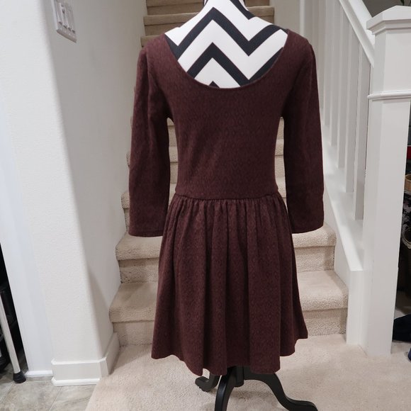 3/4 Sleeve Knit Dress - Picture 4 of 7